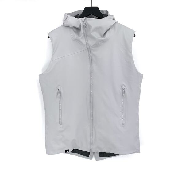 LIFELABS Warm Life Insulated Vest Grey Unisex Men's M / Women's L